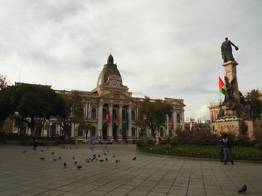 ムリーリョ広場（Plaza Murillo）